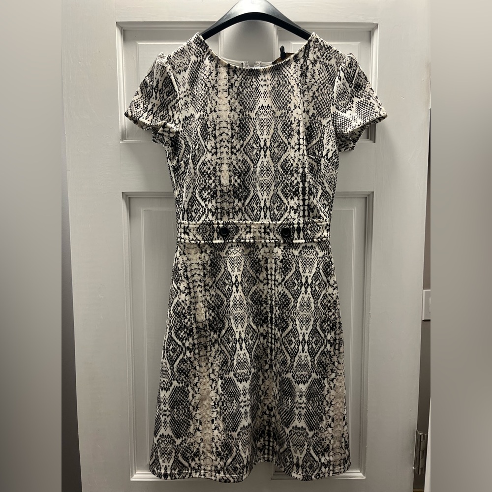 Womens snake print short sleeve dress size 0